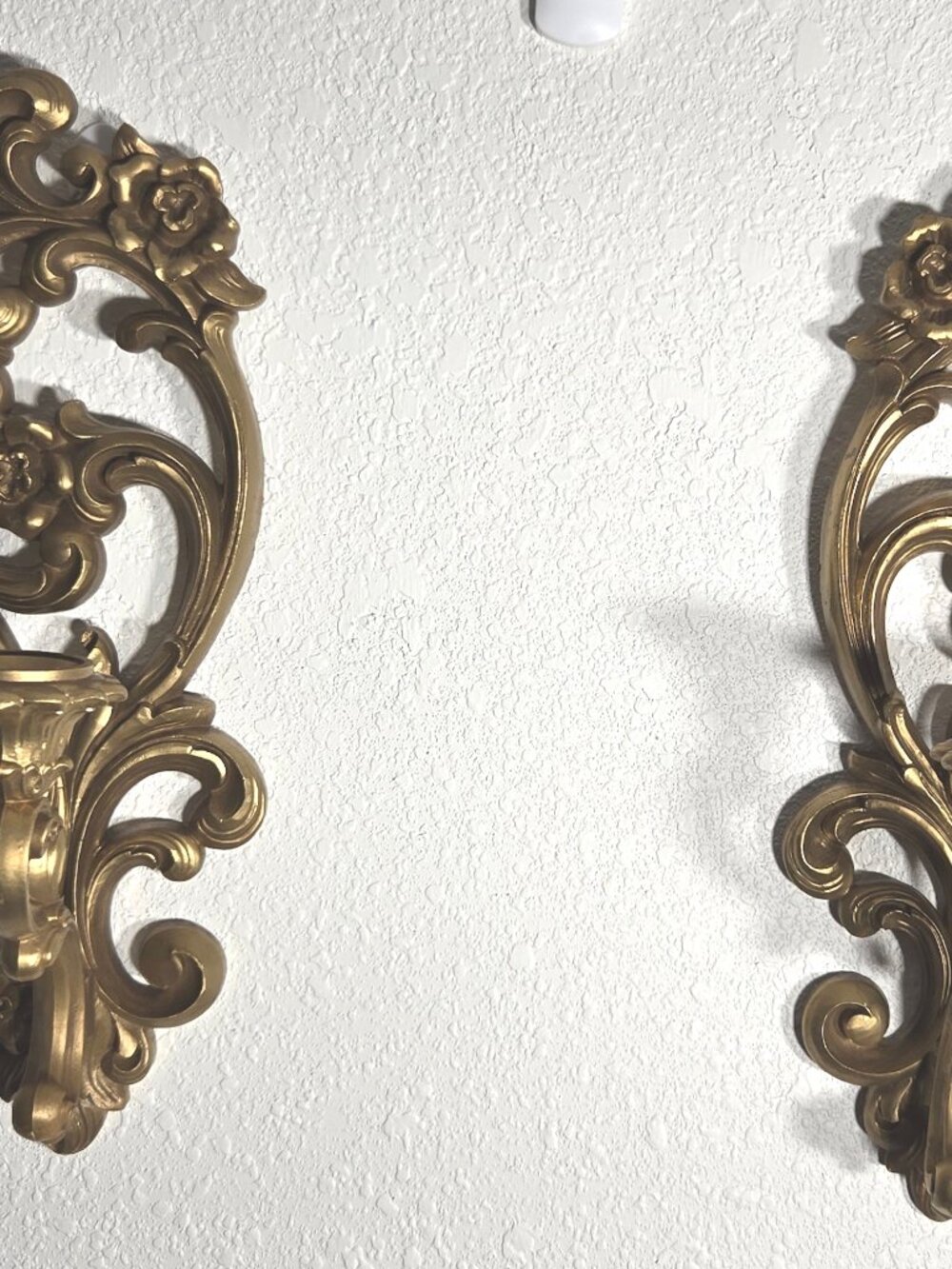 Vintage Gold Hollywood Regency Candle Sconces - 1971 Homco Resin Wall Decor - Picture 9 of 9